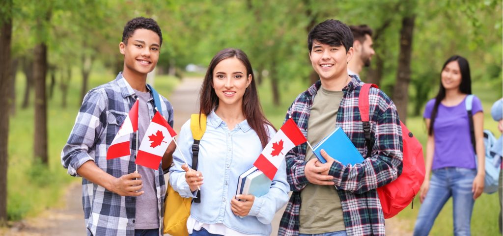 Study in Canada - Canada Scholarships for Masters